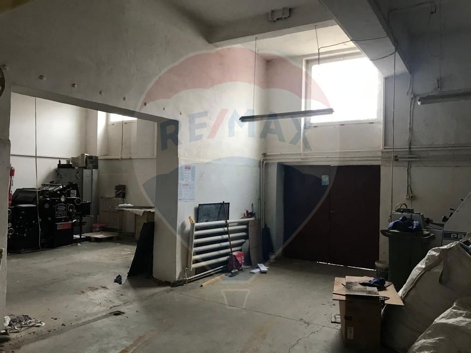 190sq.m Commercial Space for rent, Intim area