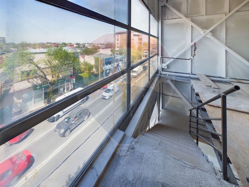 Building of commercial spaces for sale, Colentina-Andronche-Fundeni