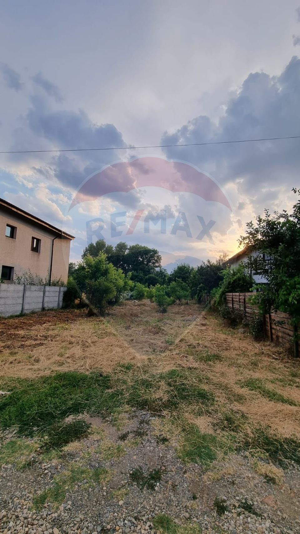 Land 1,000sqm Ciorogarla / None