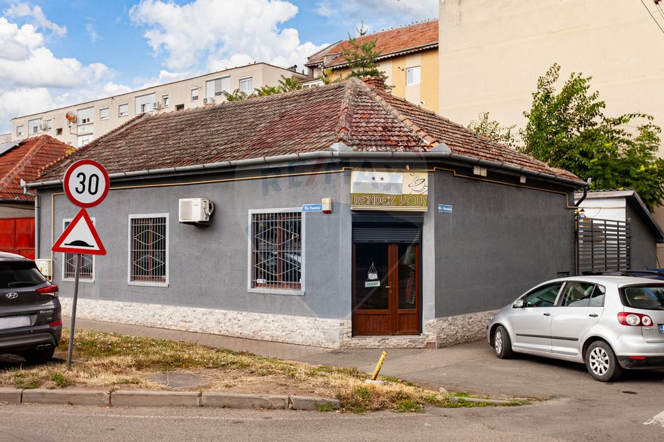 Spațiu comercial cu destinatie actuala Bar si jocuri noroc- Vlaicu