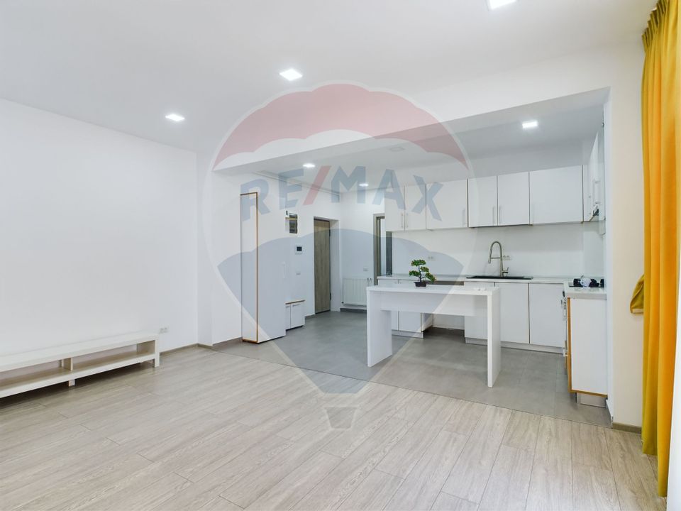 Apartament cu 2 camere de vânzare în zona Zetarilor, centrala proprie