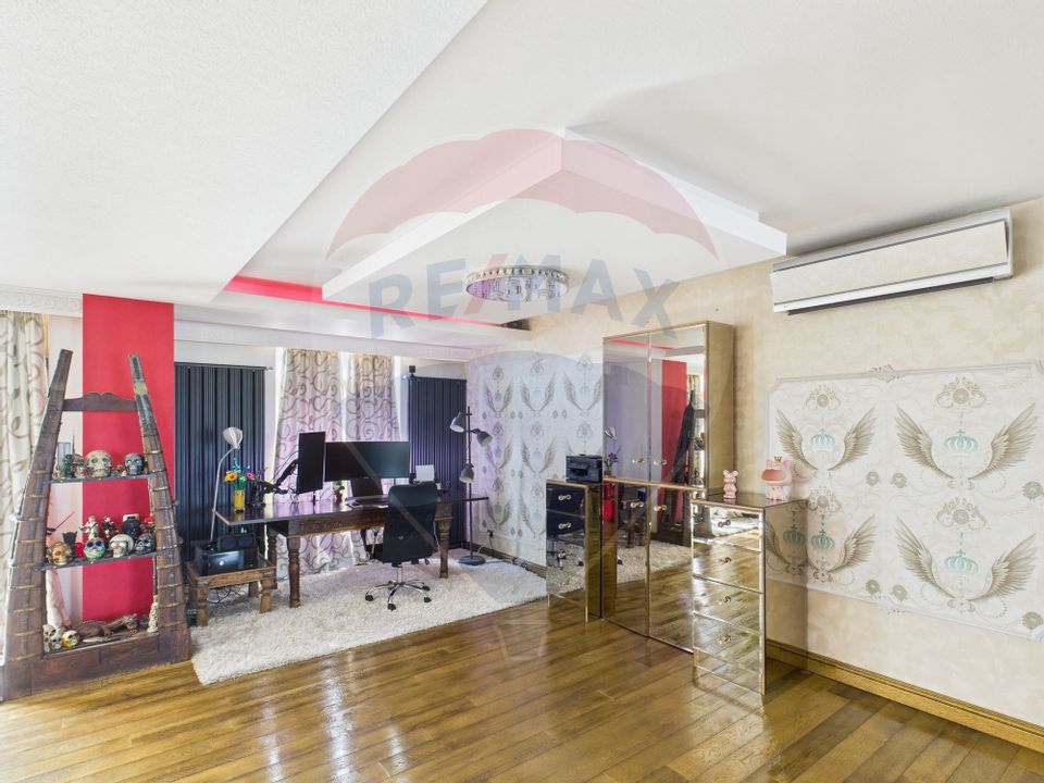 PENTHOUSE CU TERASA PANORAMICA SI PISCINA ACOPERITA