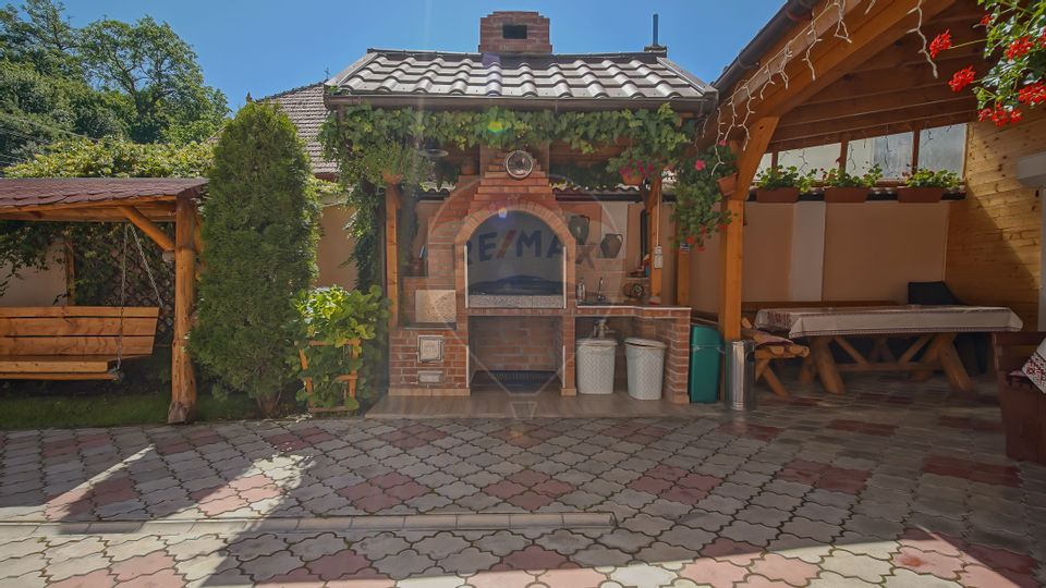 9 room House / Villa for sale, Promenada area