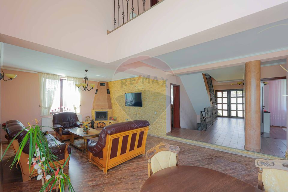 6 room House / Villa for sale