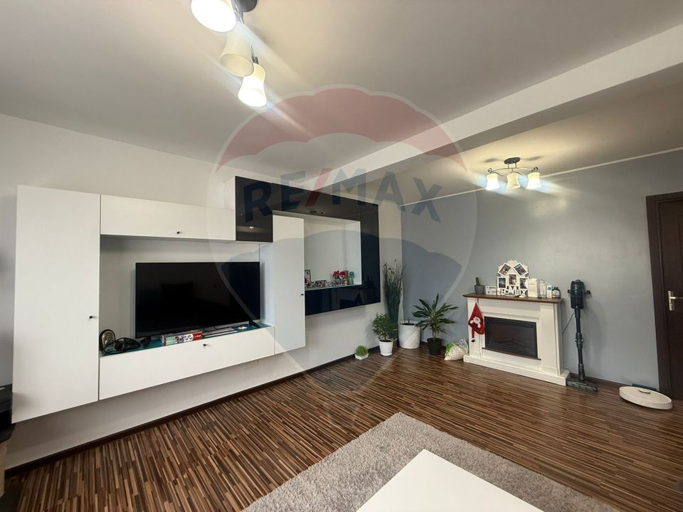 5 room House / Villa for sale