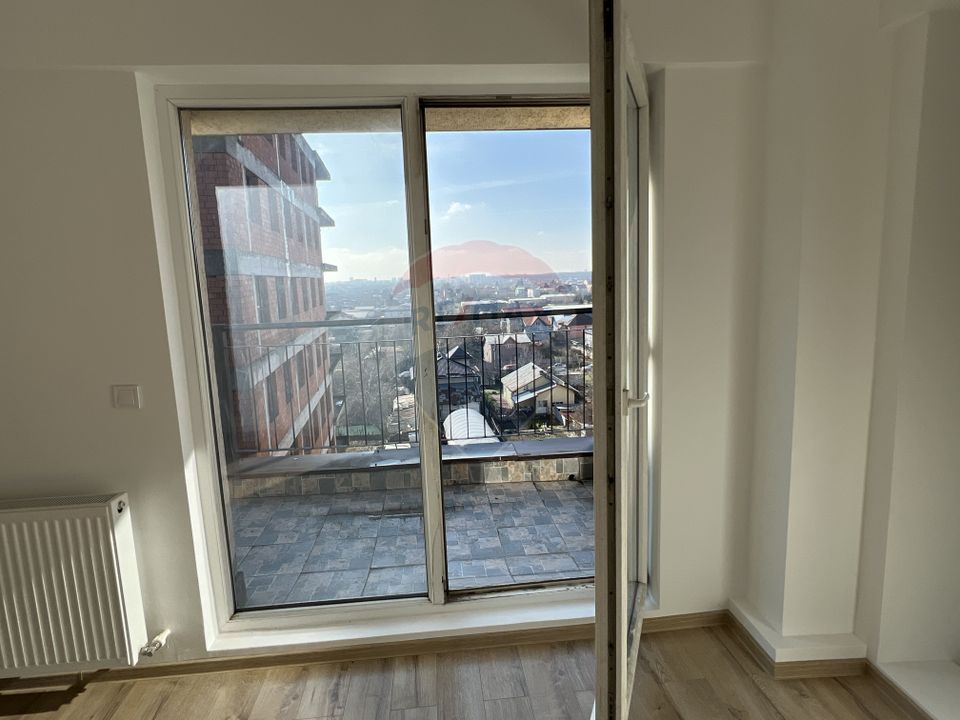 La inchiriat apartament 3 camere si parcare in Voluntari