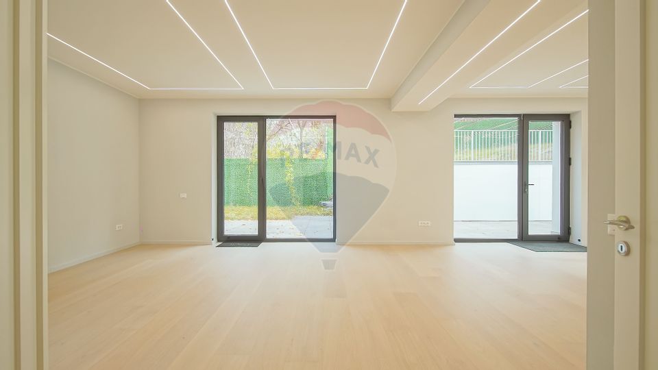 Armonie între tradiție și modernitate – Vilă contemporană în Brasov