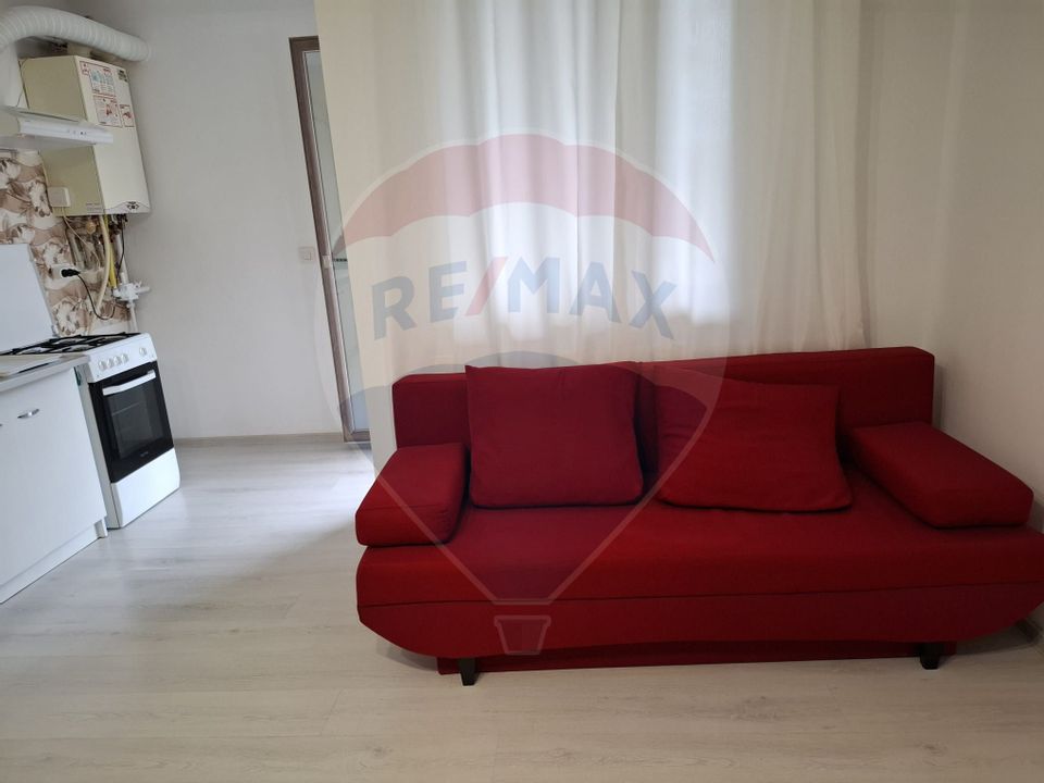 Apartament cu 2 camere de închiriat în zona Central