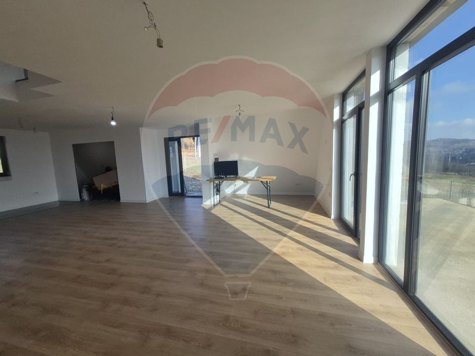 Casa tip A Frame cu 3 camere | Panorama superba | Breaza | Prahova