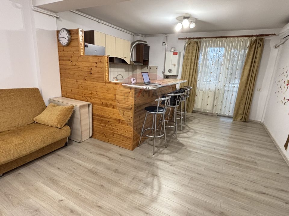 Apartament spatios de vânzare 2 camere EROILOR . VOLUNTARI A3