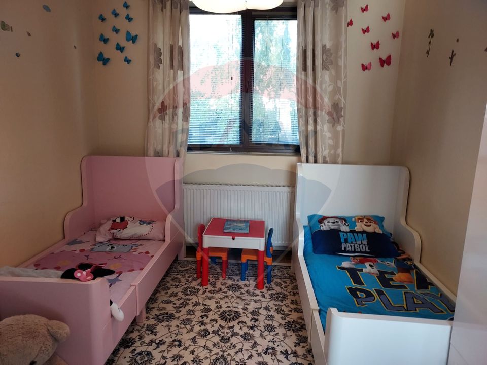 5 room House / Villa for sale