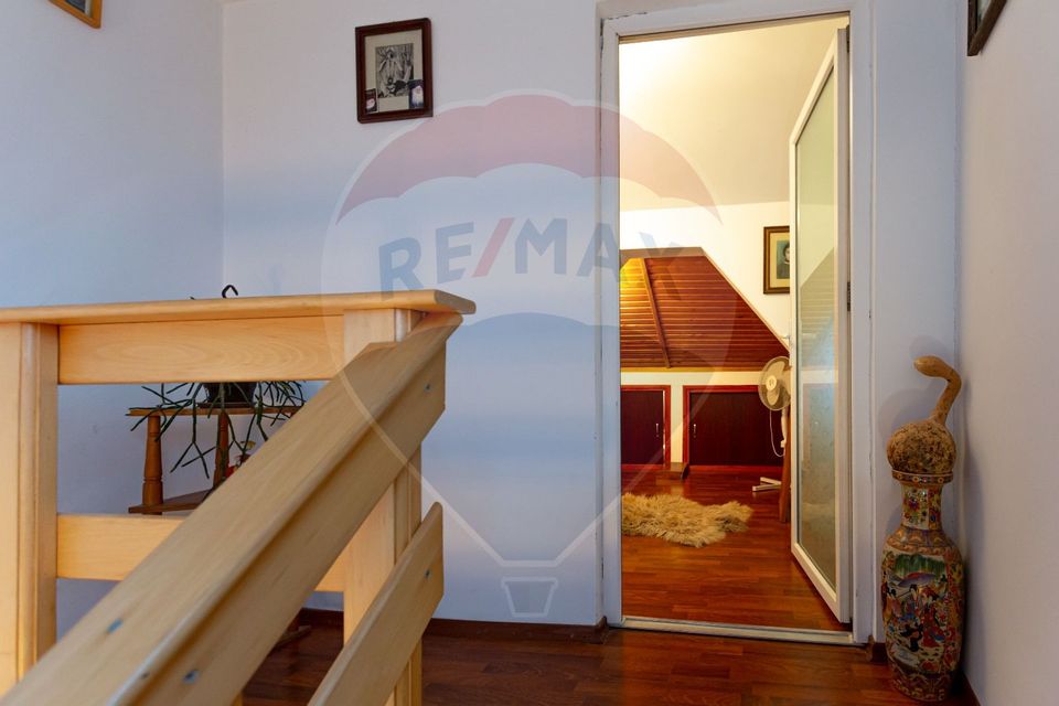 4 room Hotel / Pension for sale, Calea Moldovei area