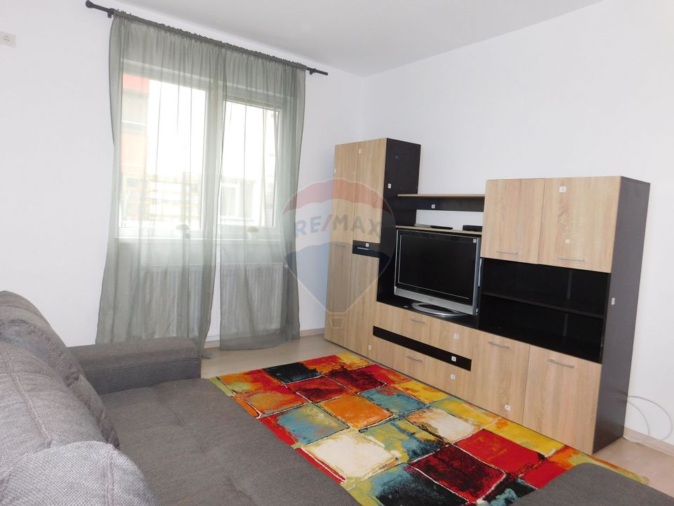 Garsoniera for rent in the Militari area