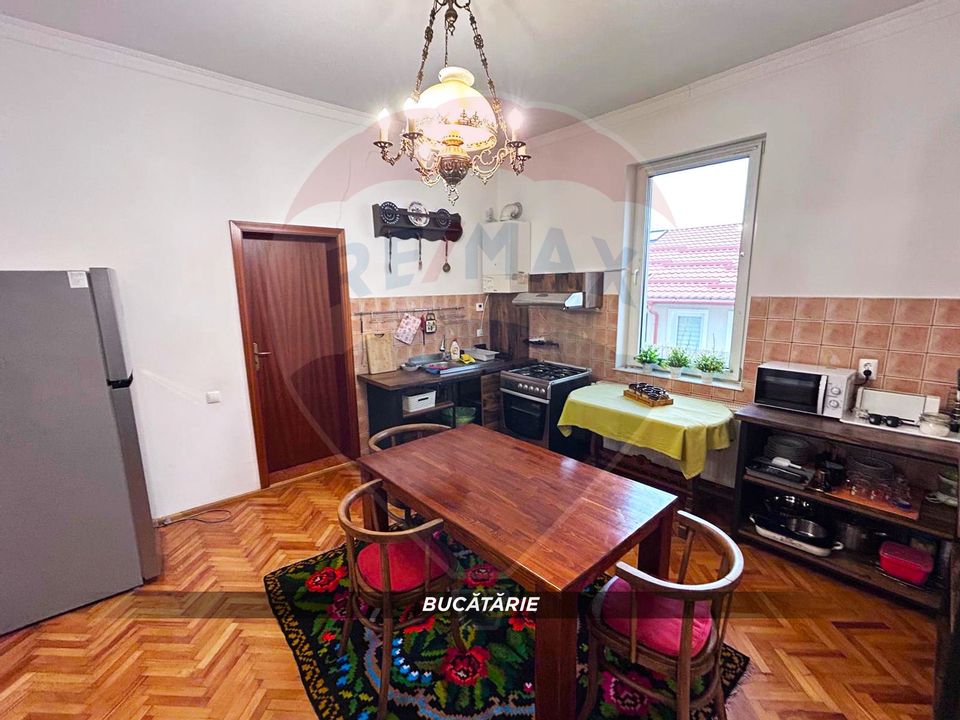 3 room Apartment for rent, Orasul Vechi area