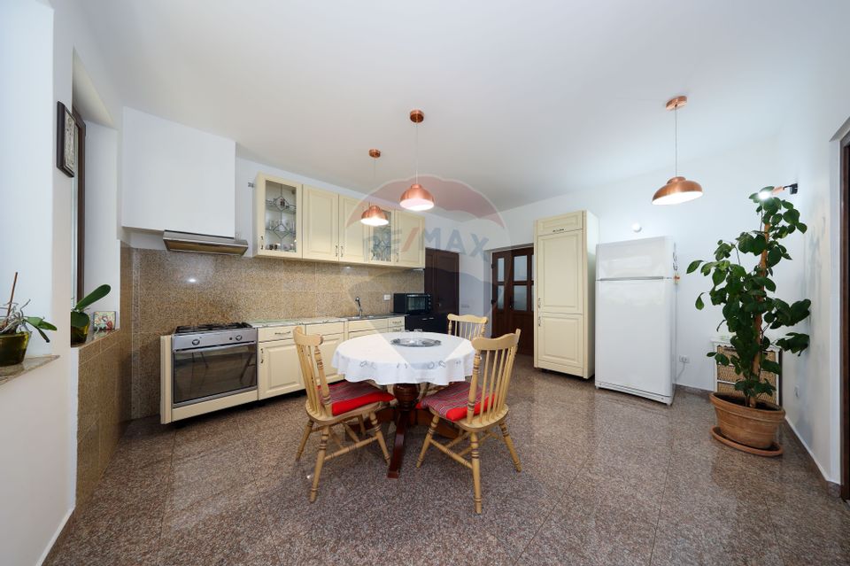 Casă single pe un nivel, construcție premium–Cartier Izvor, Tărlungeni