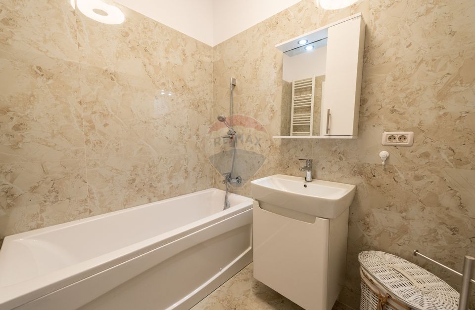 2 room apartment for rent, Central Adress, parking space