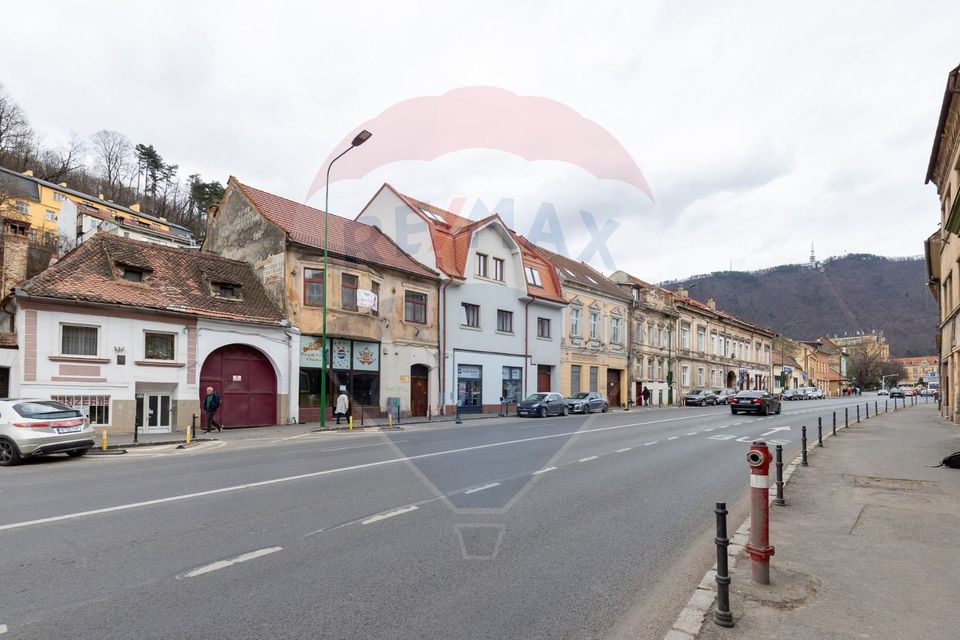 APARTAMENT 3 camere, Etaj 1, Str. Lunga nr 22, Brasov