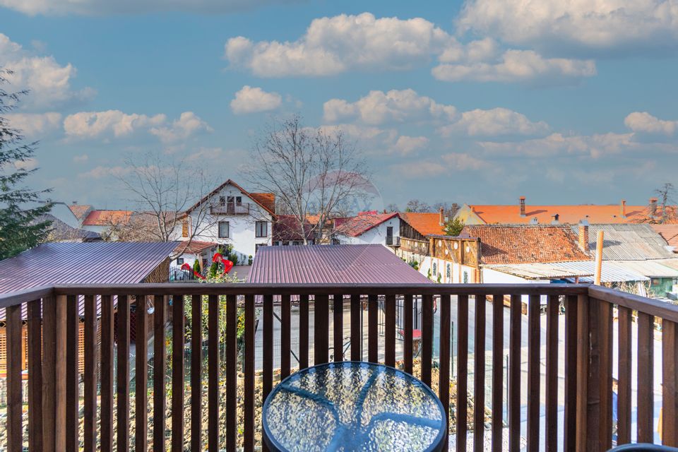 CASE NOI ÎN ARHITECTURĂ ALPINO-MODERNĂ CU ALEE PRIVATA | CRISTIAN