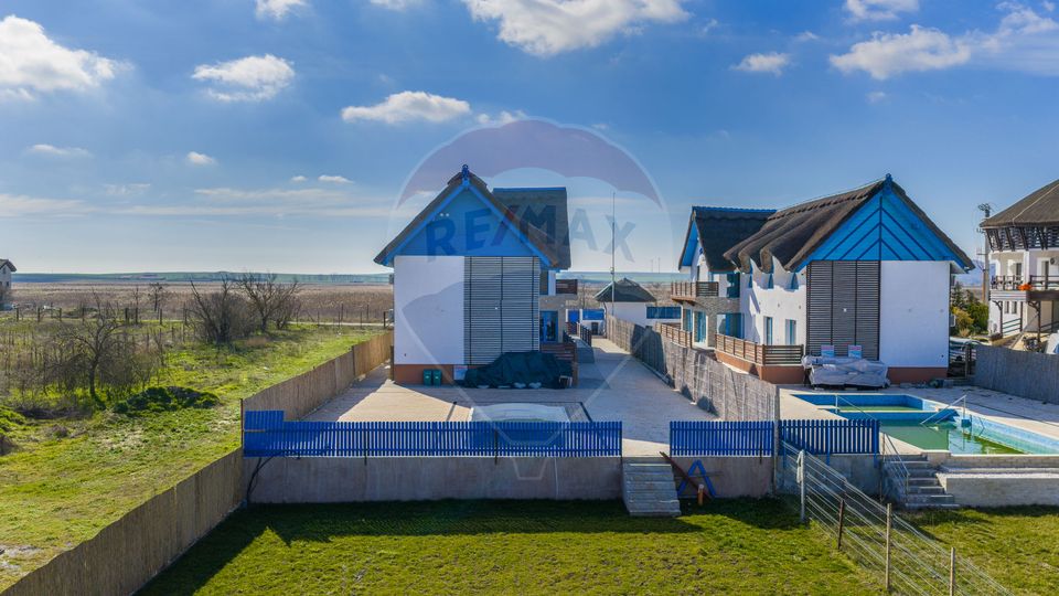 VILA IN MURIGHIOL | IESIRE LA LAC, DELTA DUNARII SI PISCINA | 6 CAMERE