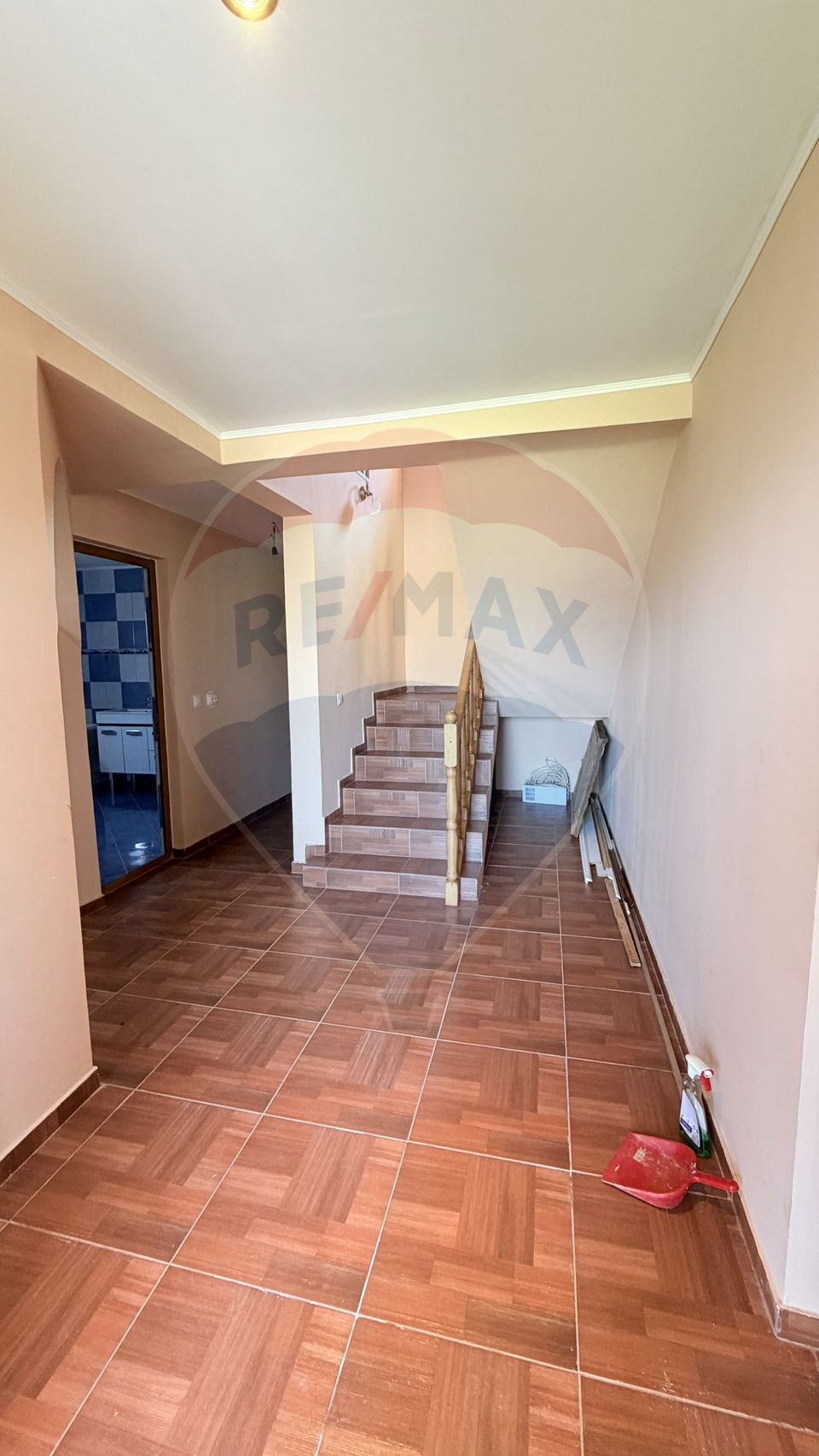 4 room House / Villa for sale