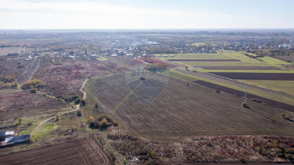 Vanzare teren intravilan industrial  - 9.519mp Sabareni / Drumul FN