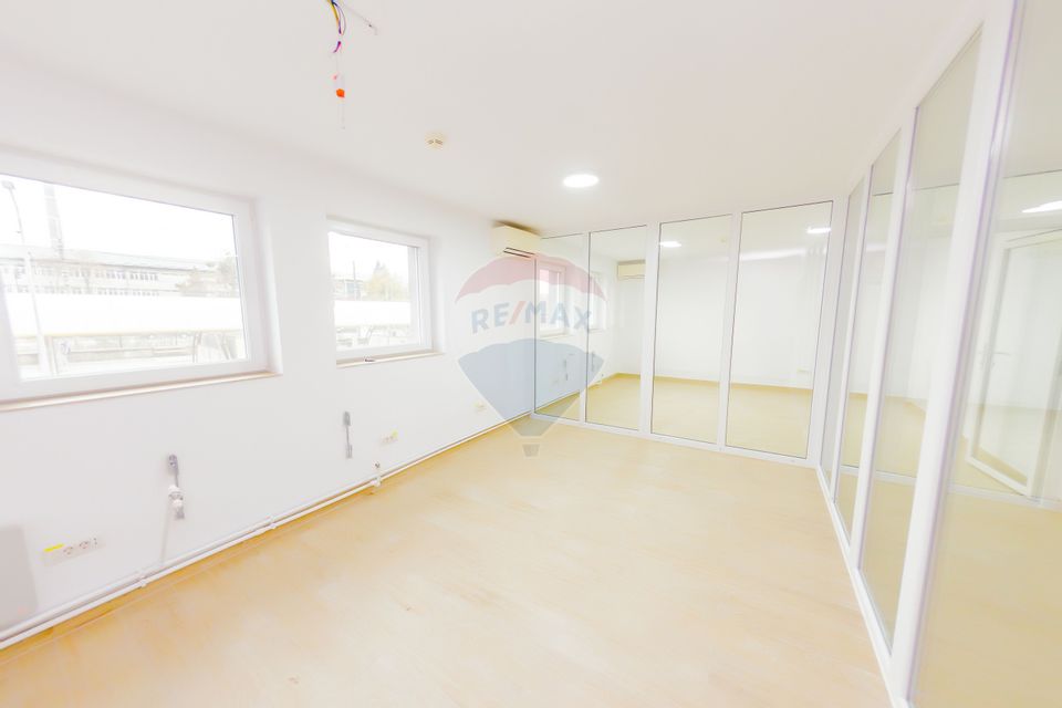 Spatiu de birouri si hala de depozitare ,de inchiriat