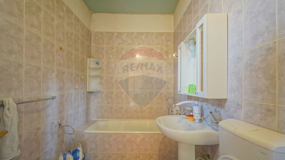 Apartament cu 3 camere de vânzare în zona Brasovul Vechi