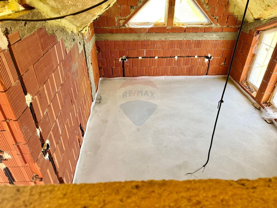 5 room House / Villa for sale, Central area