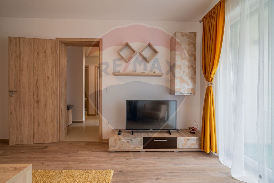 2 room Apartment for rent, Tractorul area