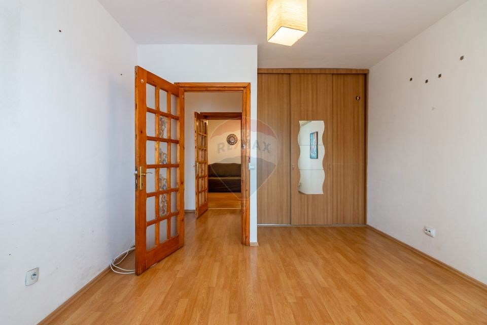 Apartament 2 camere decomandat de vânzare – Calea Moșilor