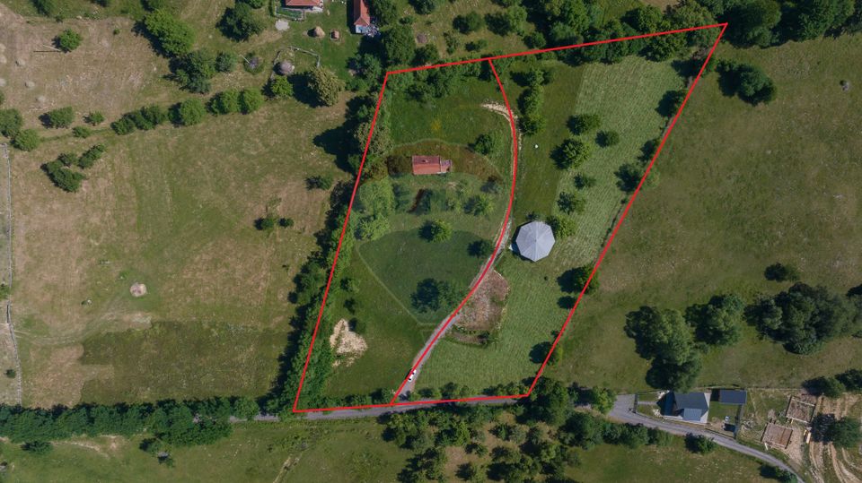 Teren cu utilitati, 5,495mp Bran - Strada Muchia hotarului