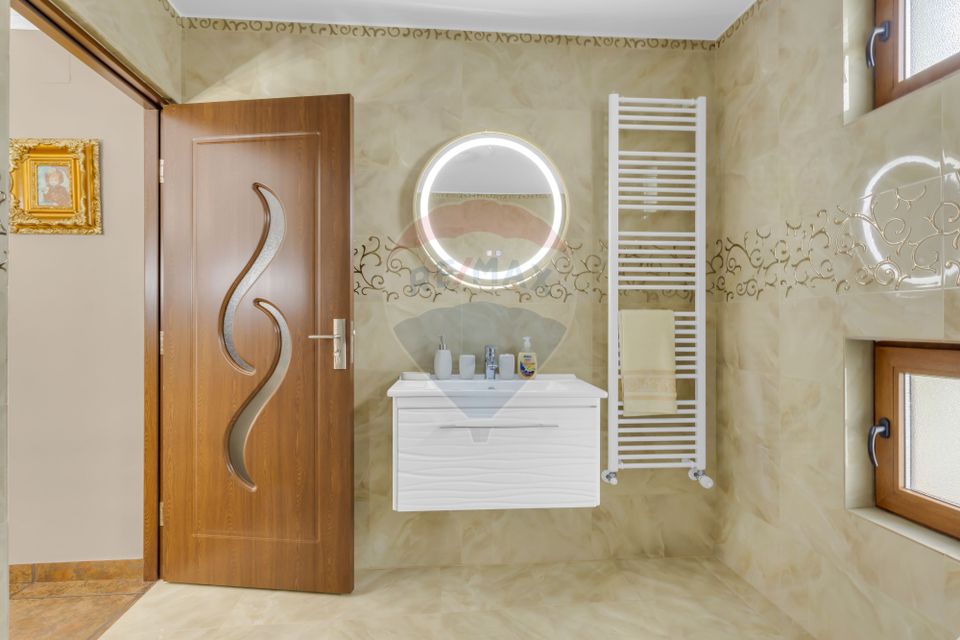 6 room House / Villa for sale