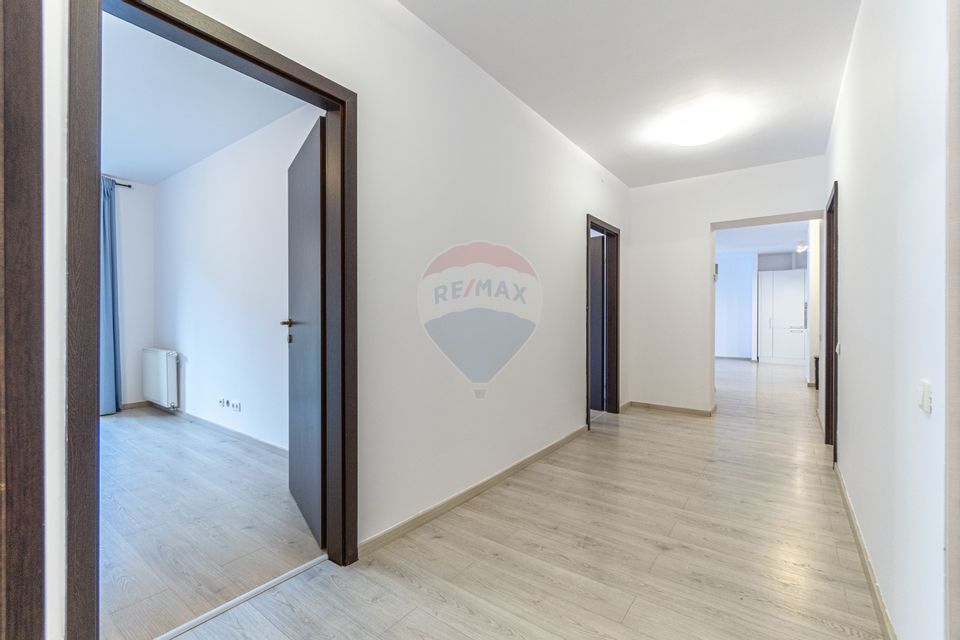 Apartament cu 4 camere de închiriat Tampa Gardens Racadau etaj 10/12