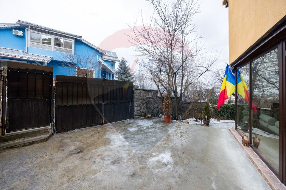 2 room Apartment for rent, Centrul Istoric area