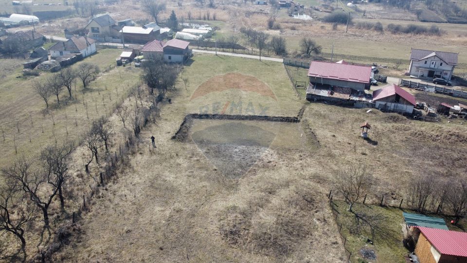 Land 3,591sqm Aghiresu-Fabrici / Strada Principala