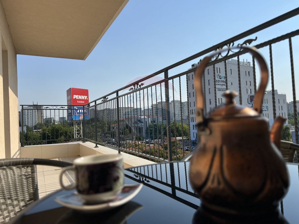 3 camere decomandat, bloc nou. Terasă 8.8 mp  Mobilat & loc de parcare