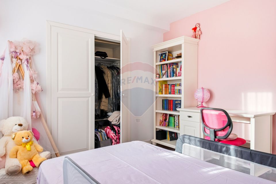 Casă/Vilă de Vânzare cu 5 camere,  Teren 757mp - Iasi - Hlincea