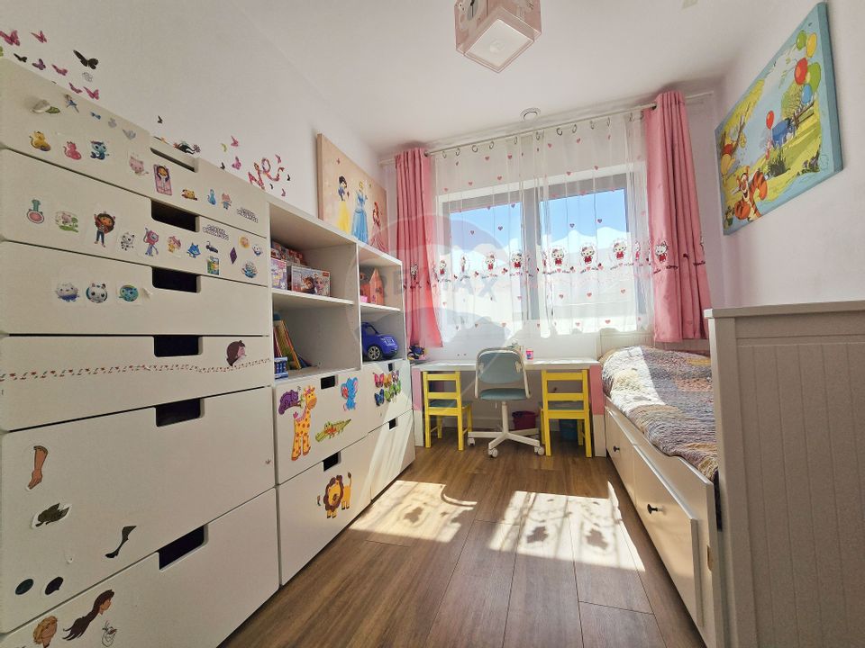 4 room House / Villa for sale