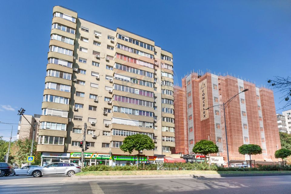 4 room apartment on Iuliu Maniu boulevard intersection Apusului