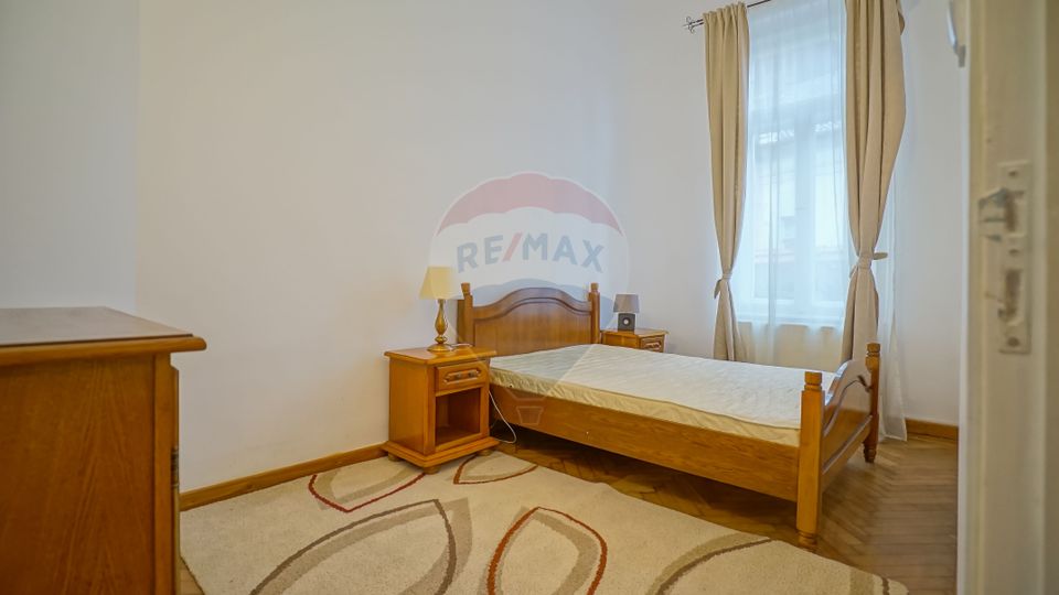 REZERVAT! Apartament 3 camere, în vilă, cu grădină proprie