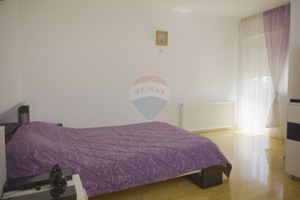 Casă cu piscină și teren de tenis – Girov, 10 min de Piatra Neamț