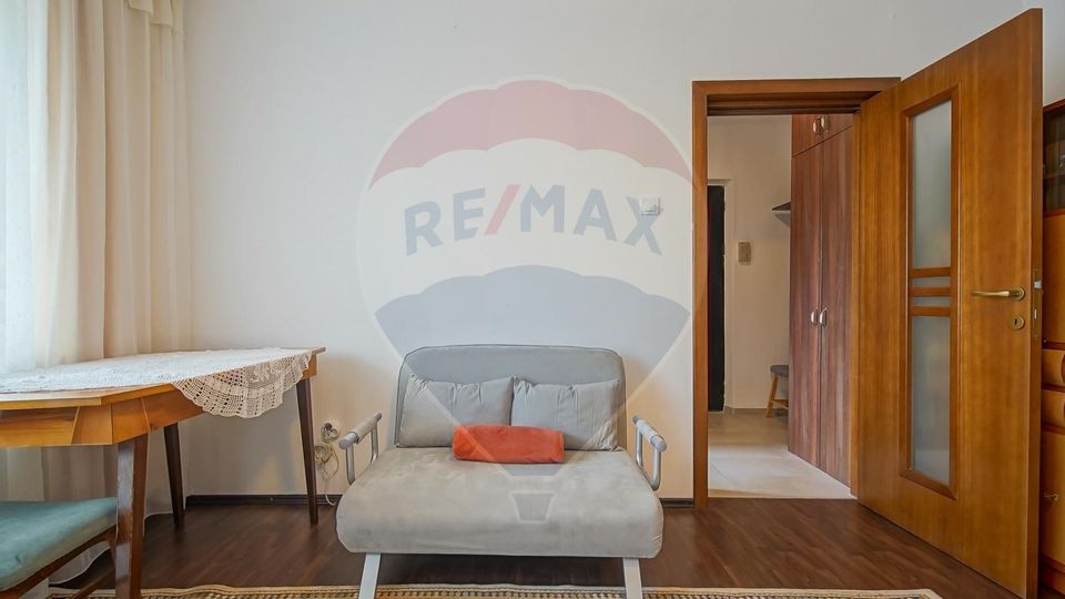 Apartament cu 2 camere de închiriat, bd. Vlahuta