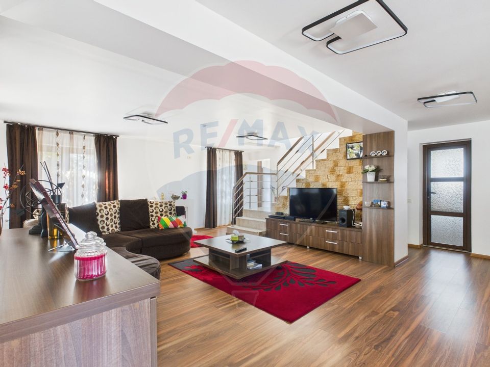 Casa de vanzare 5 camere in Ciolpani Ilfov