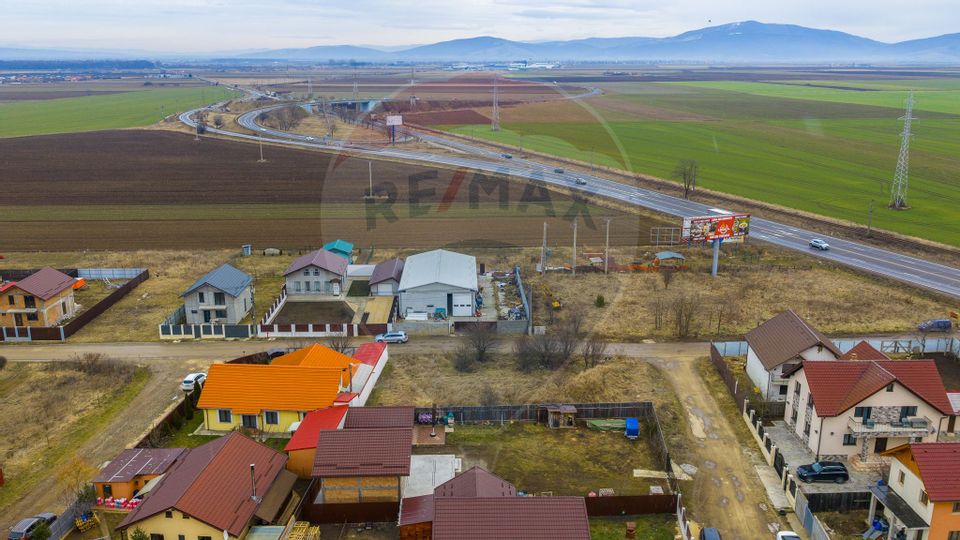 ANTECONTRACT | Hala de vanzare | 280 mp utili | Teren 661mp in Harman