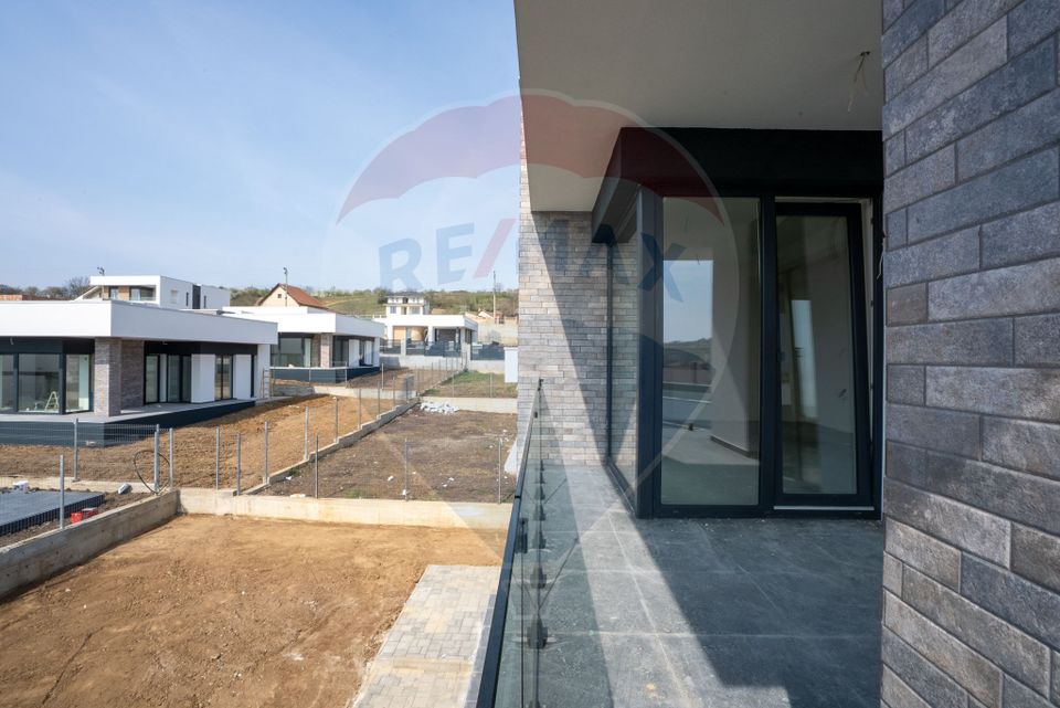 De vânzare casă 5 camere  în zona Dealuri Oradea