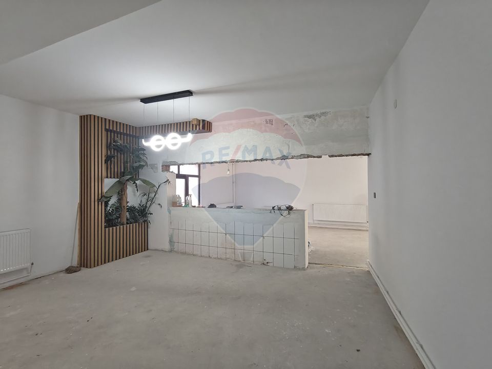 535.37sq.m Commercial Space for rent, Central area