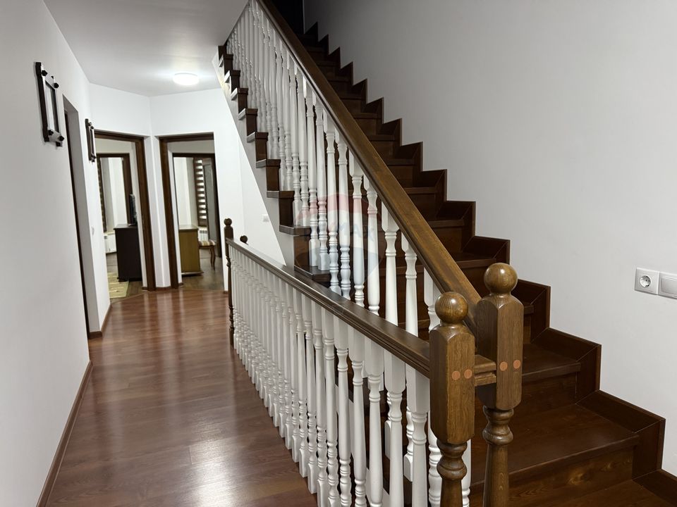 7 room House / Villa for sale, Central area