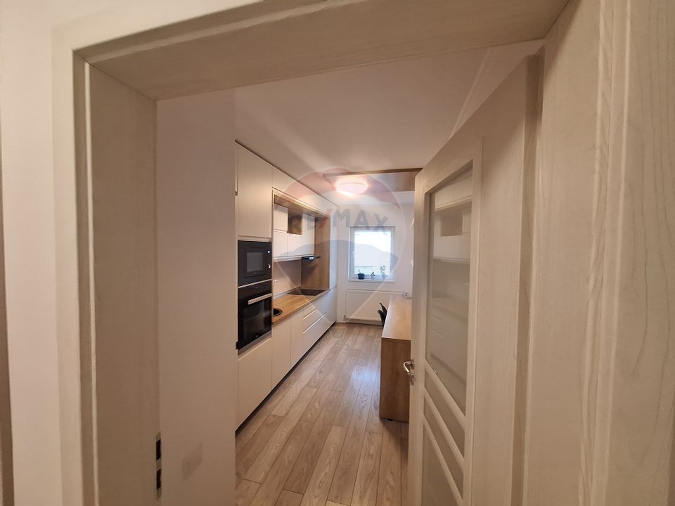 Apartament elegant si luminos la prima inchiriere