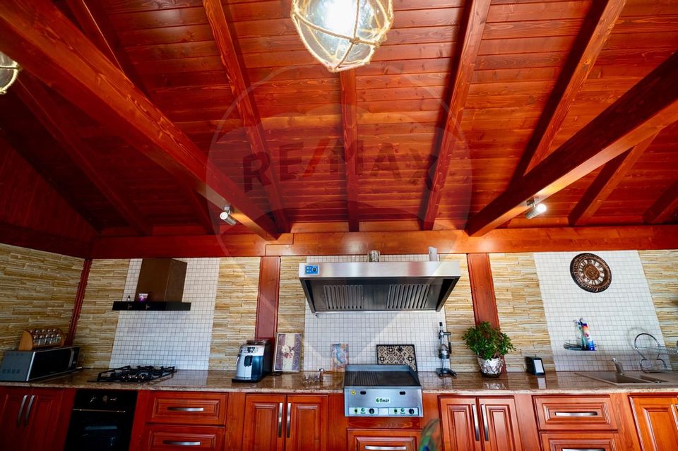 5 room House / Villa for sale