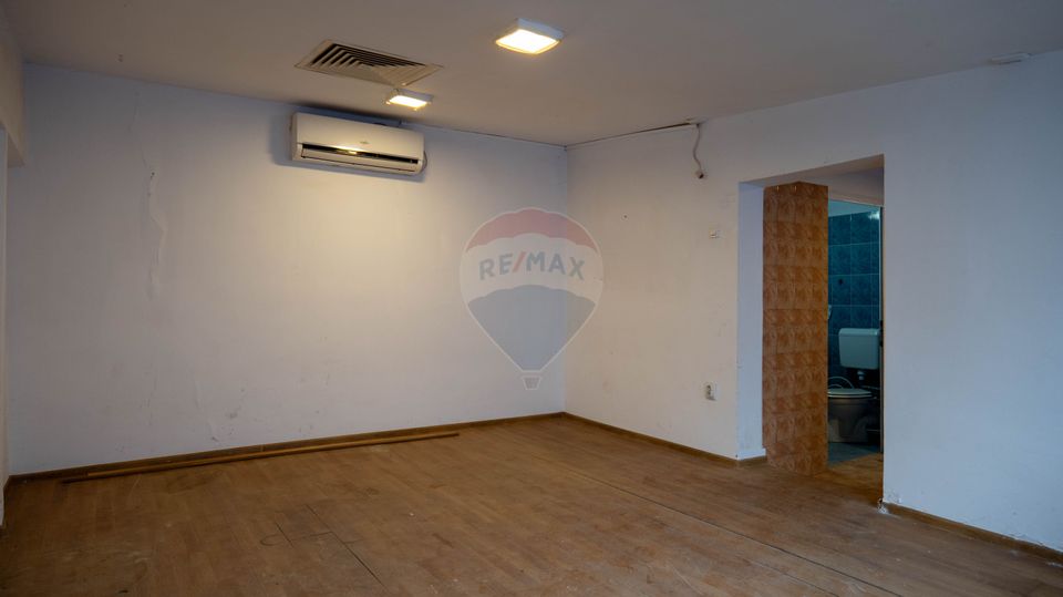 79.58sq.m Commercial Space for rent, Teiul Doamnei area